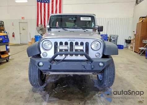 2015 Jeep Wrangler Unlimited Sport z USA, uszkodzony, nr VIN 1C4BJWDG2FL684931